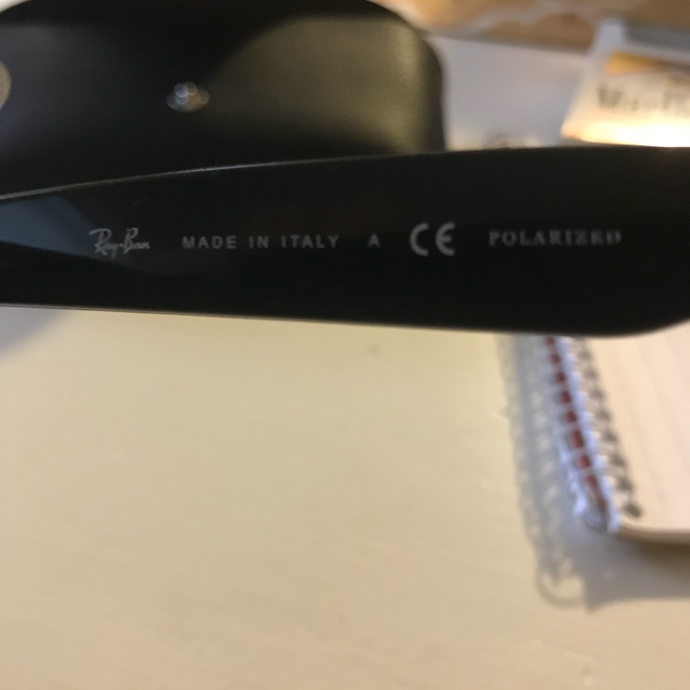 Ray ban new wayfarers. - Picture 3 of 4